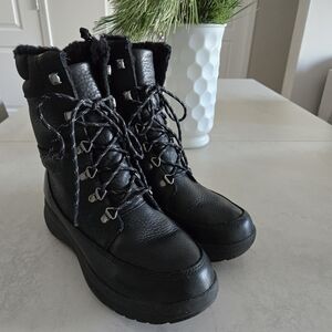 Clarks Womens Black Leather Casual Dress Boots